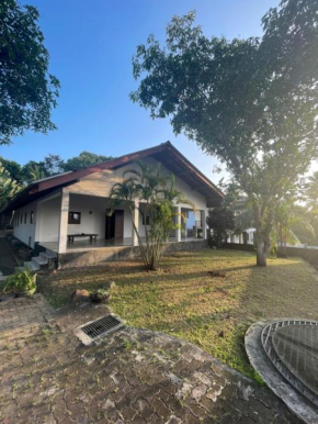 Manjus Holiday Home